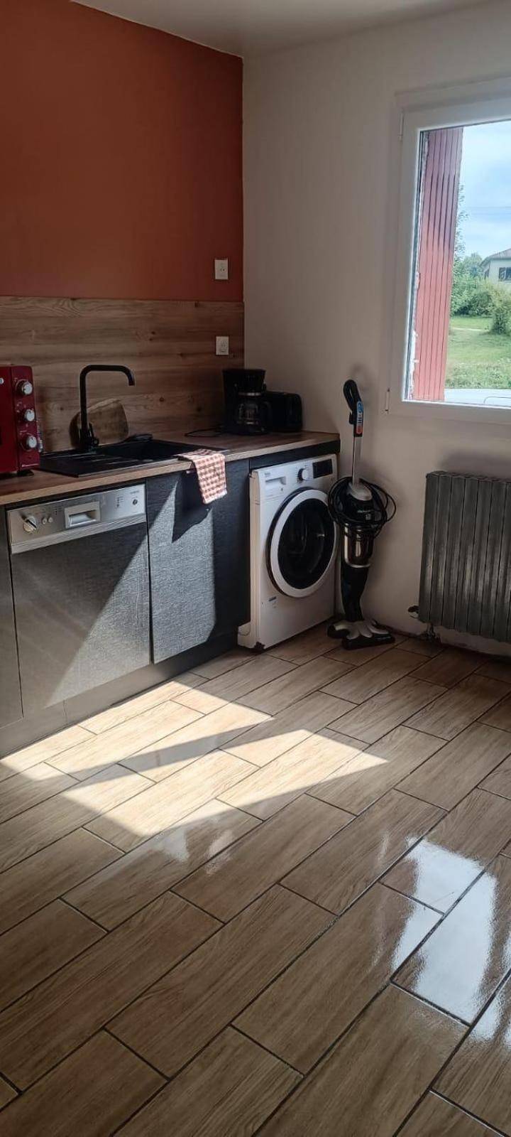 Appartement La Marmotte Compreignac Экстерьер фото